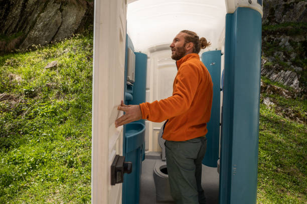 Portable Toilet Options We Offer in Lees Summit, MO