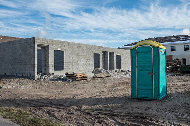 Best Porta potty rental near me  in Lees Summit, MO